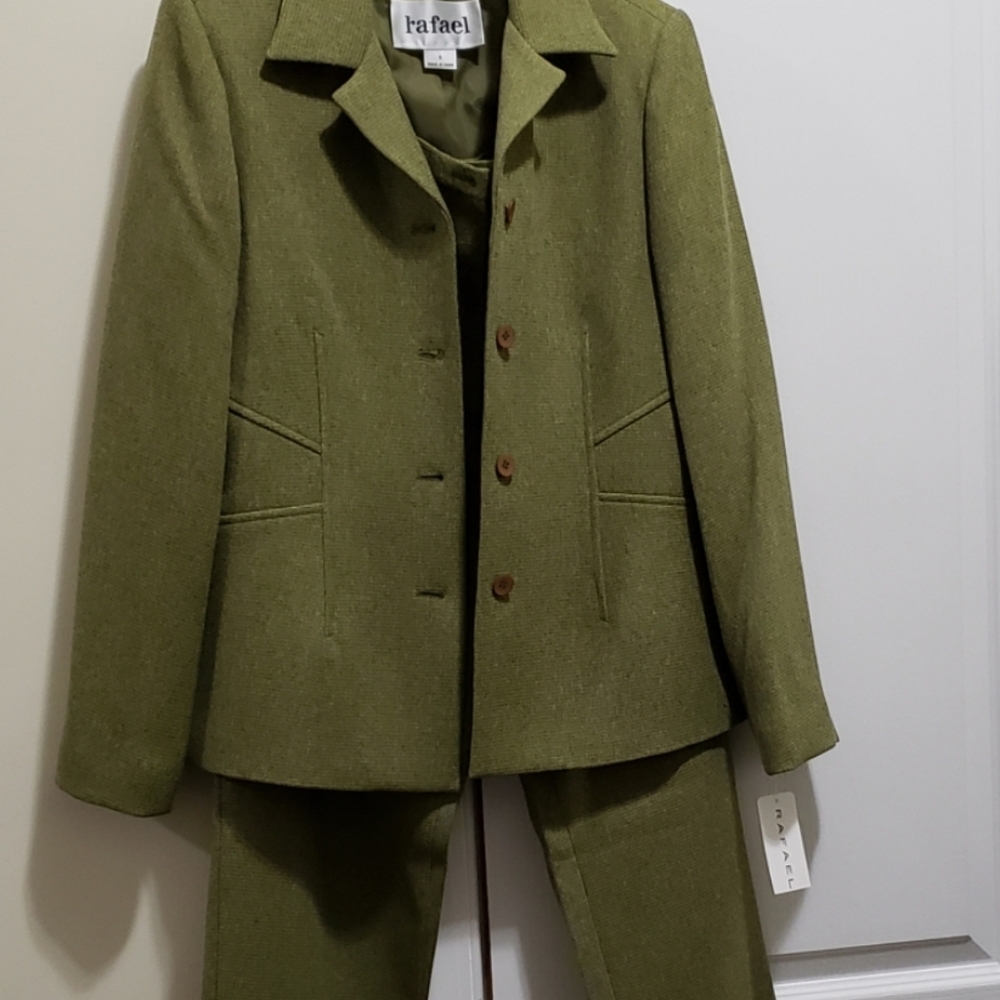 Lime Pant Suit Size 6